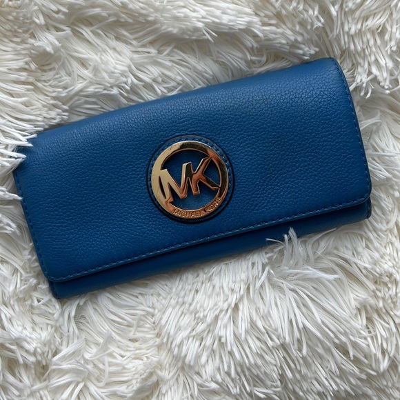 MICHAEL Michael Kors Handbags - Great condition Michael Kors Wallet